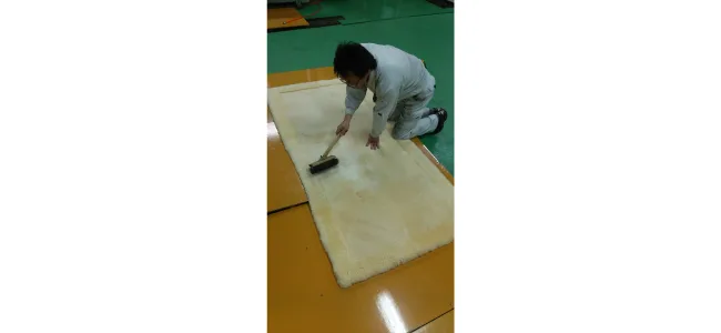 アイロンコーティング剤塗布作業